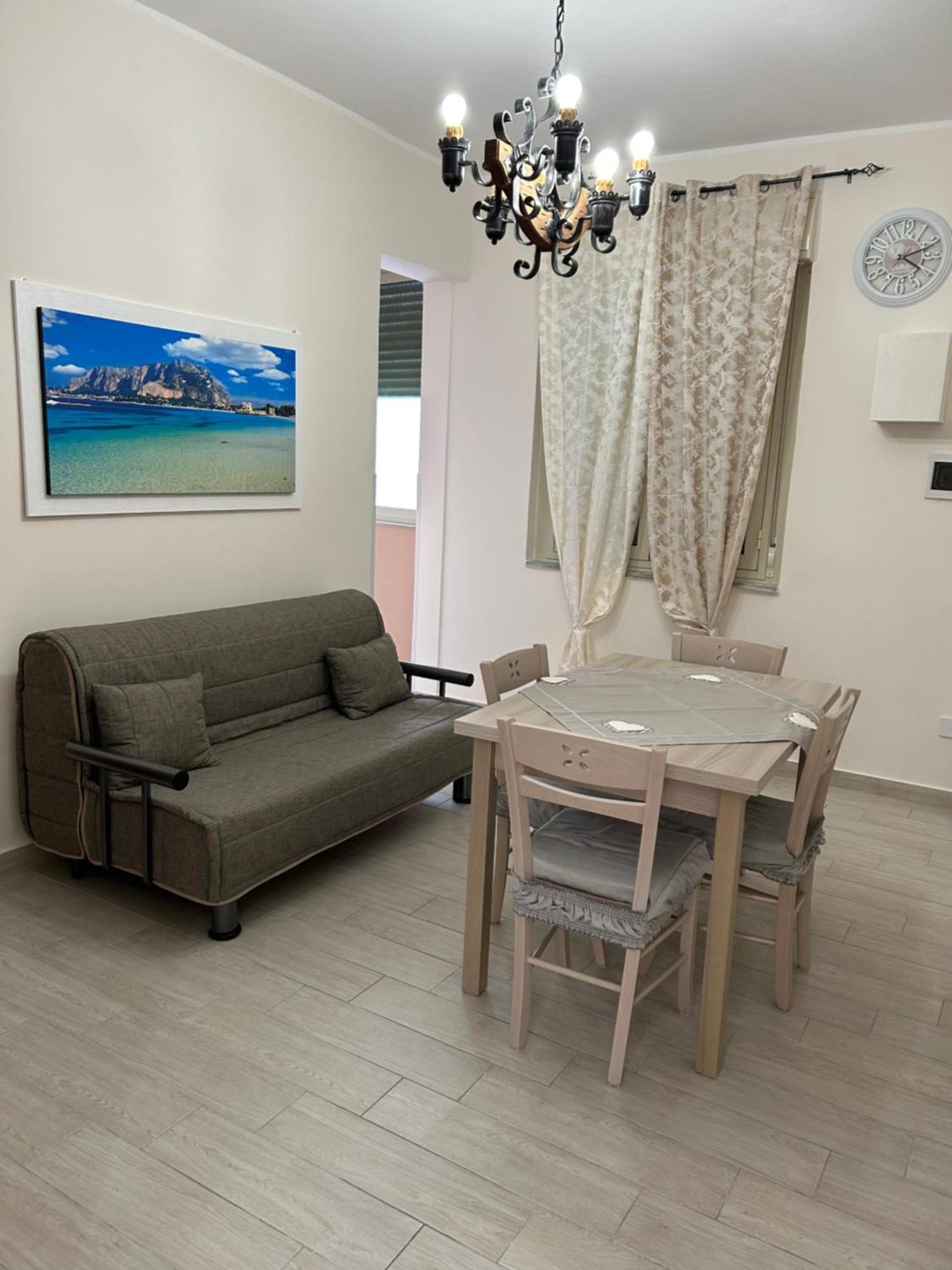 La Casa Di Gabri Apartment ปาแลร์โม ภายนอก รูปภาพ